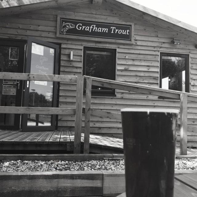 Grafham Water Lodge Exterior foto