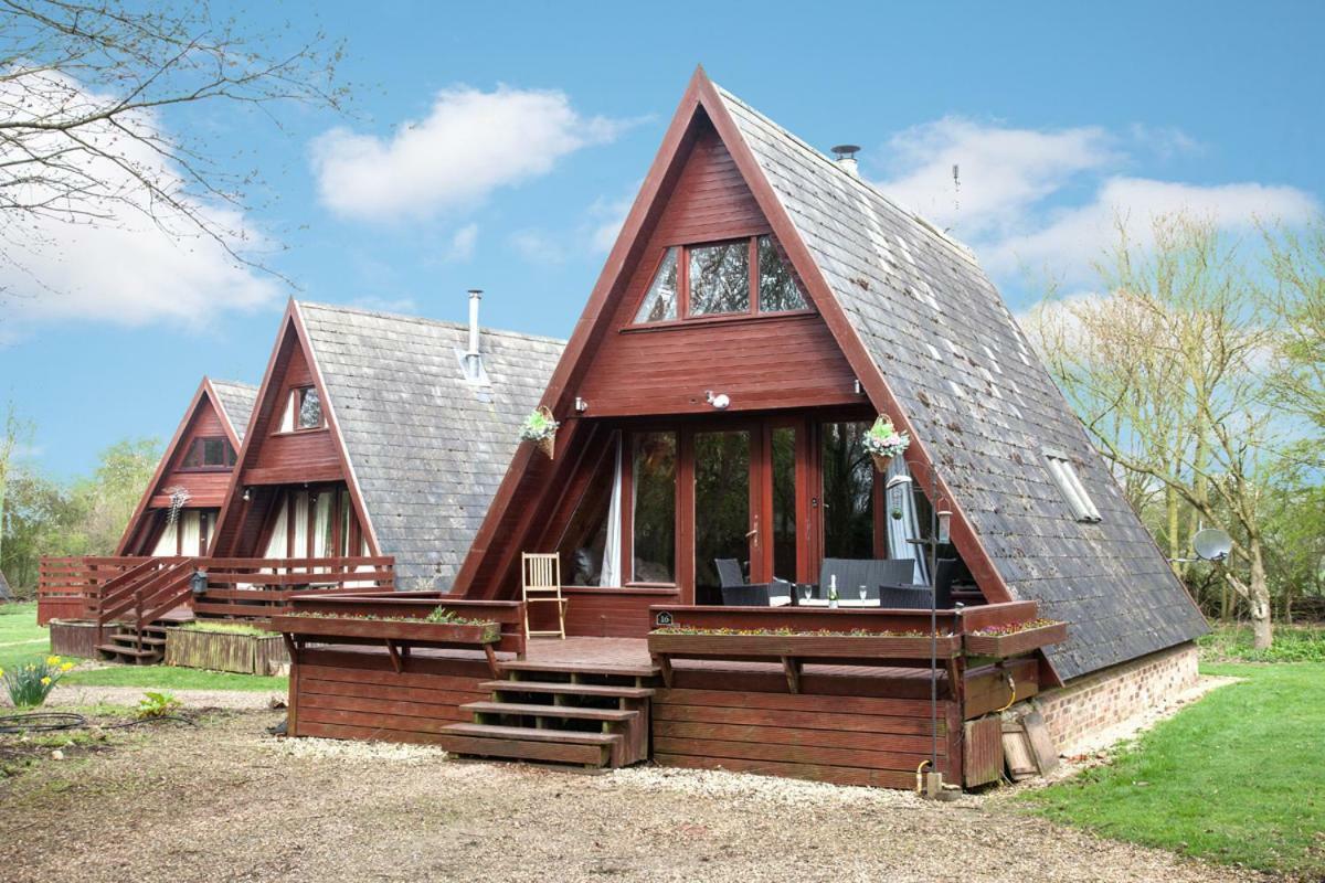 Grafham Water Lodge Exterior foto